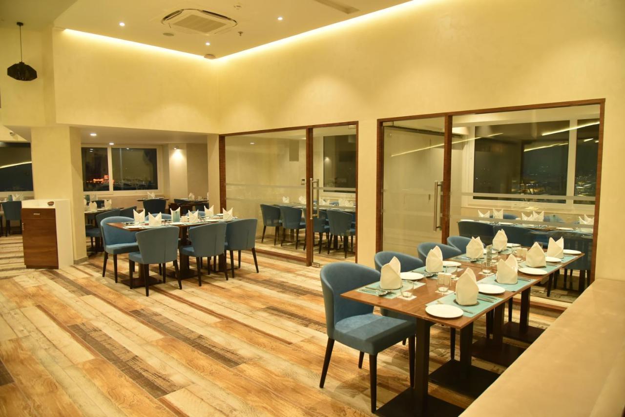 Effotel By Sayaji Vadodara Buitenkant foto