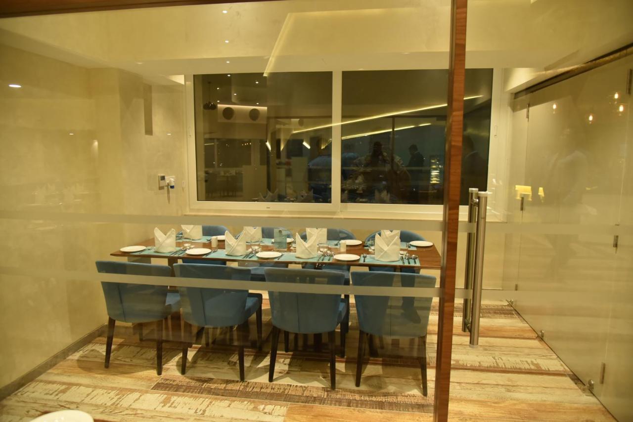 Effotel By Sayaji Vadodara Buitenkant foto