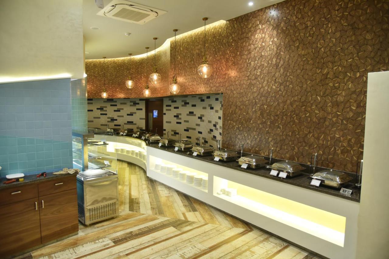 Effotel By Sayaji Vadodara Buitenkant foto